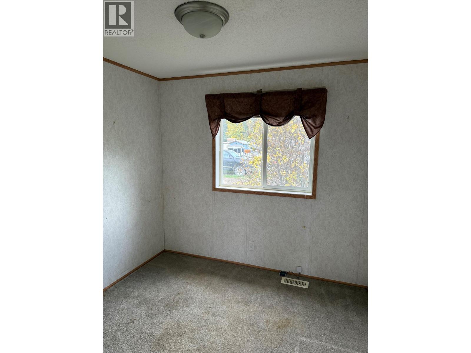 155 Pinewood Crescent - 14