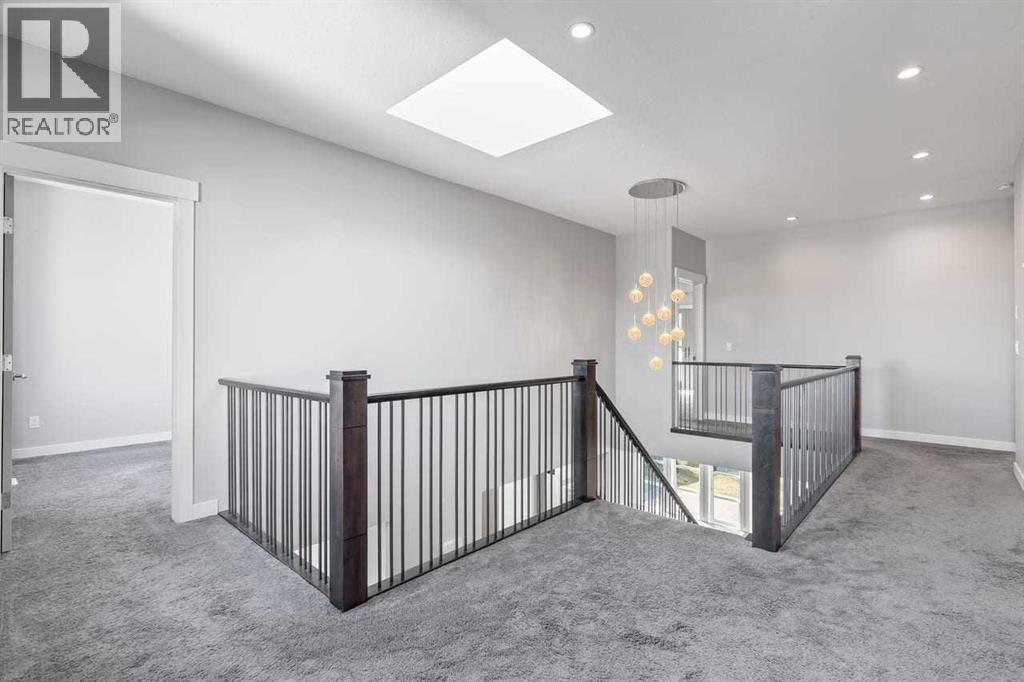 Single Family House for Sale in  Elkton Way SW Springbank Hill Calgary 