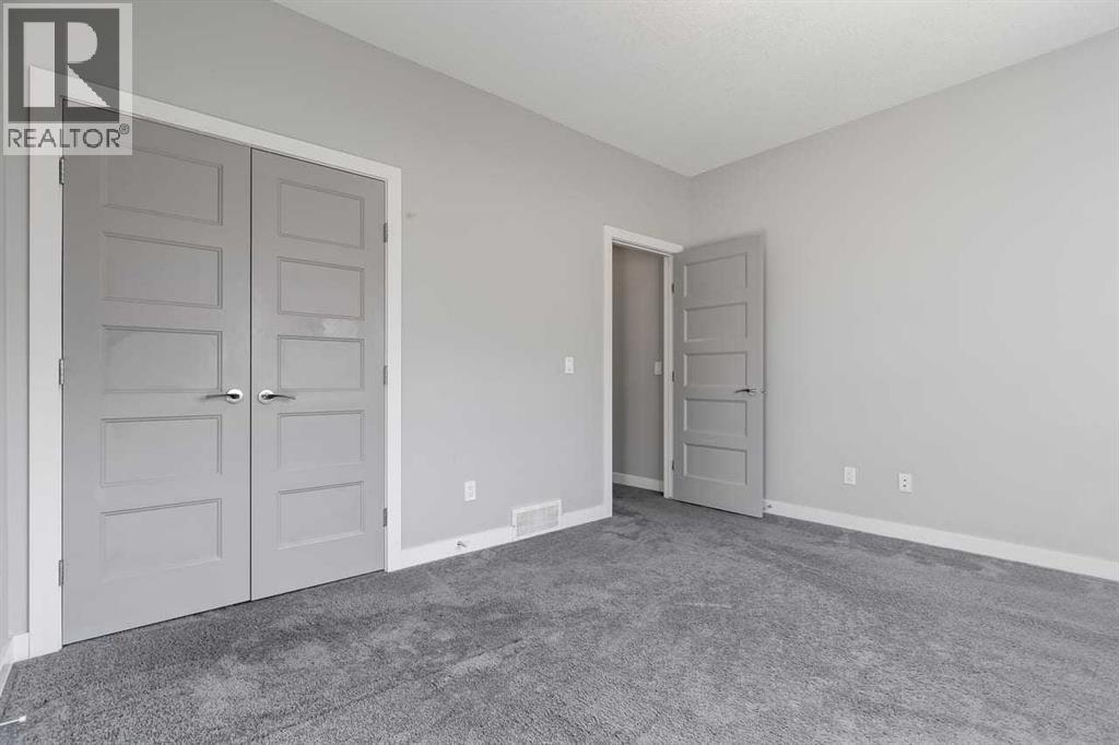 Single Family House for Sale in  Elkton Way SW Springbank Hill Calgary 