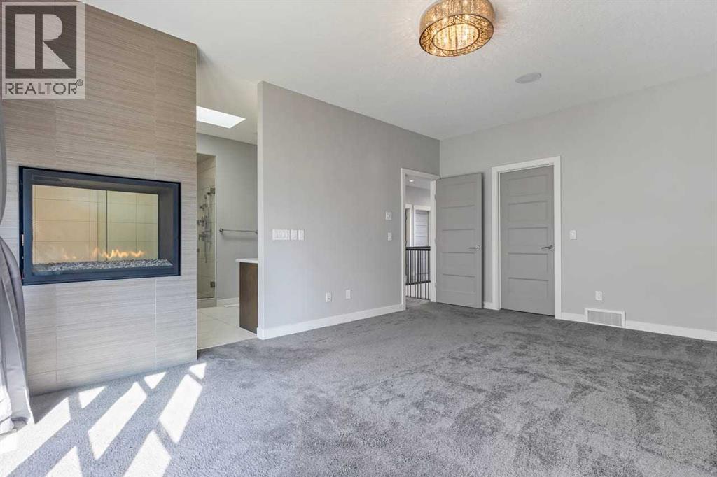 Single Family House for Sale in  Elkton Way SW Springbank Hill Calgary 