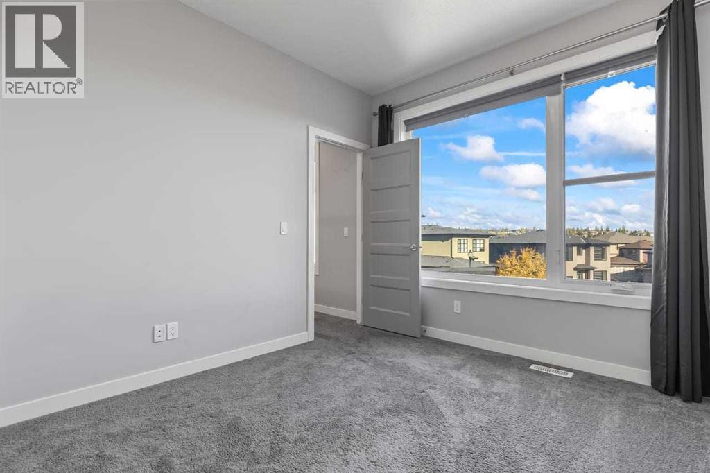 Single Family House for Sale in  Elkton Way SW Springbank Hill Calgary 