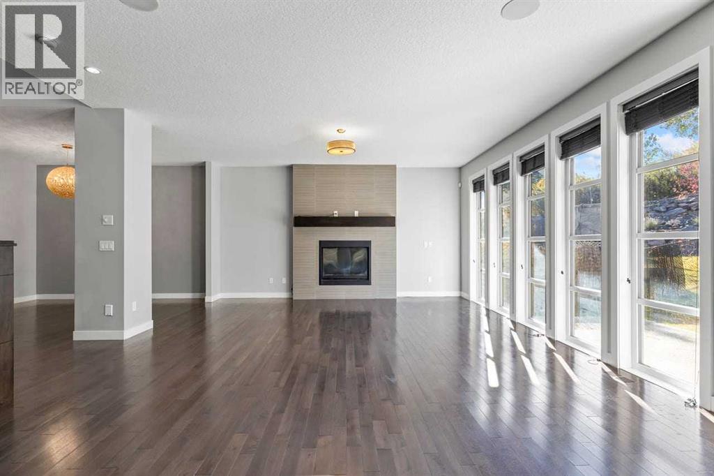 Single Family House for Sale in  Elkton Way SW Springbank Hill Calgary 