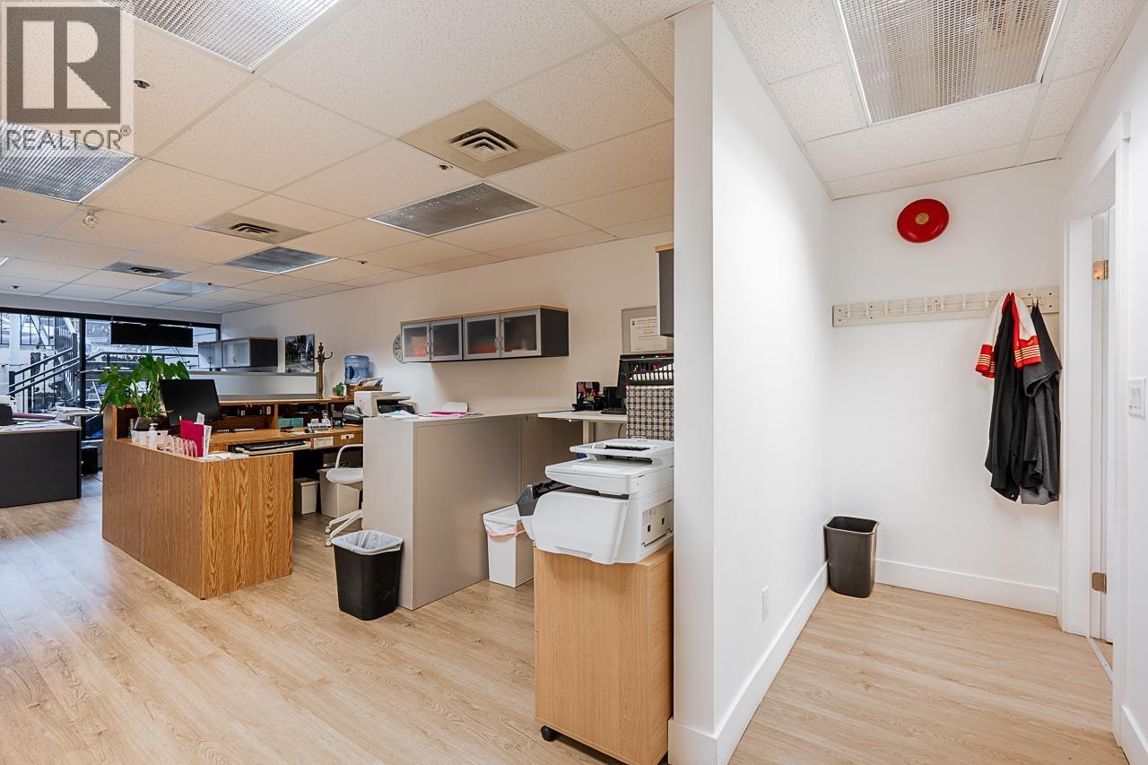 2458 HAYWOOD AVENUE, West Vancouver