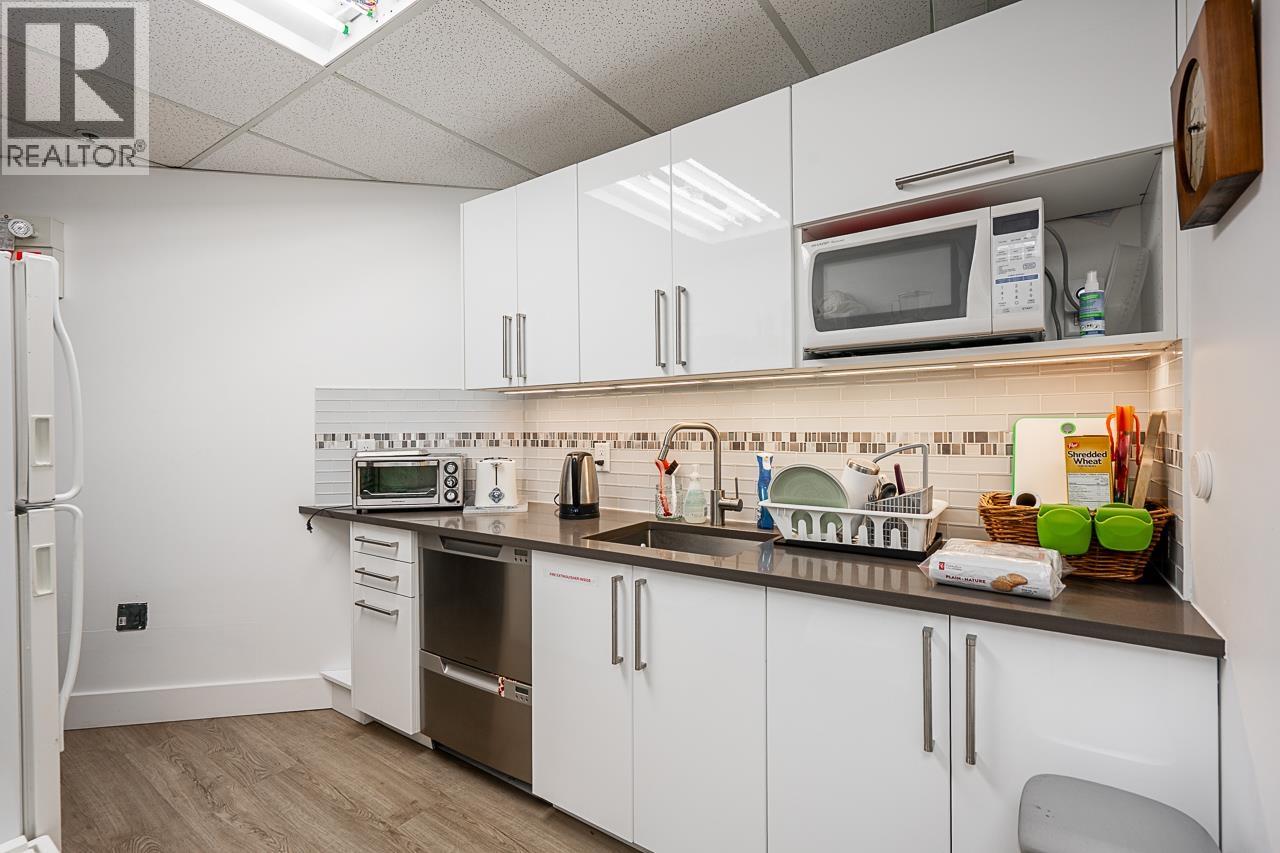 2458 HAYWOOD AVENUE, West Vancouver