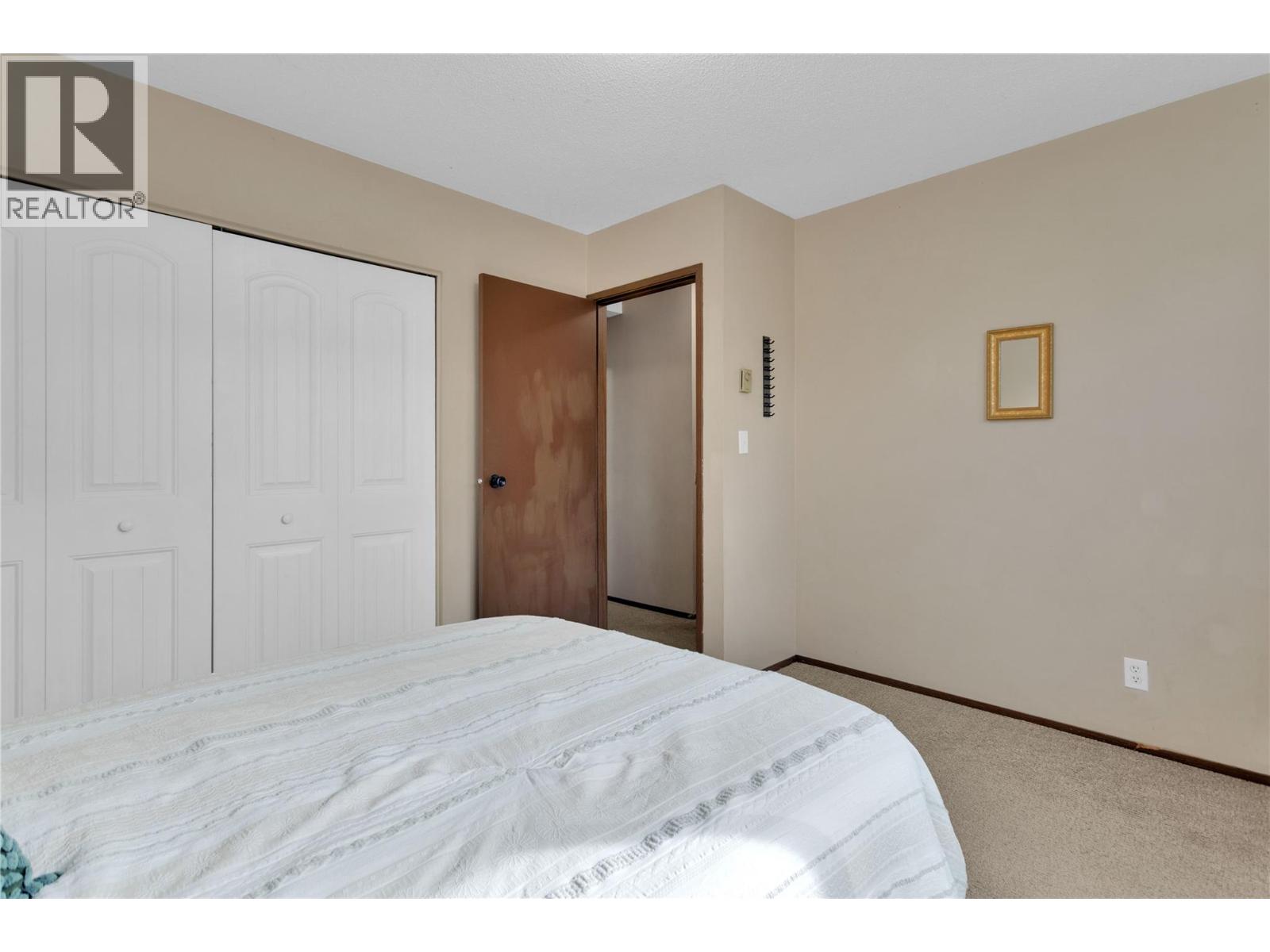  588 McCurdy Road, Kelowna