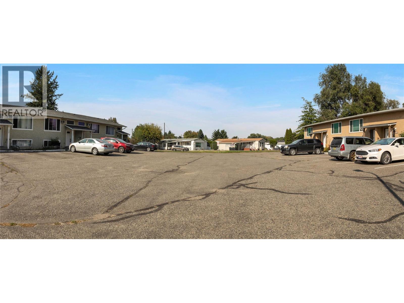  588 McCurdy Road, Kelowna