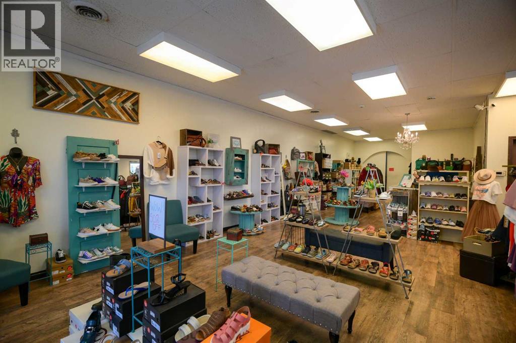 107 First Avenue West, Cochrane