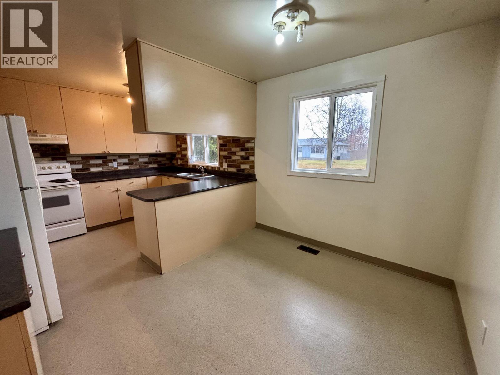 1444 FRASER CRESCENT, Prince George