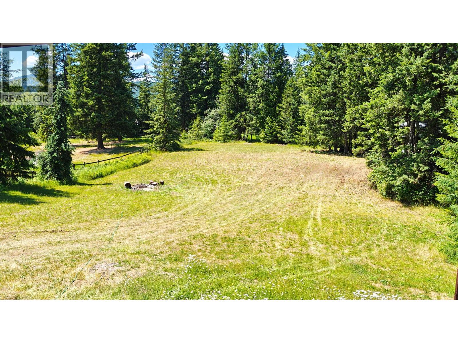 2029 Debruyn Road, Fruitvale