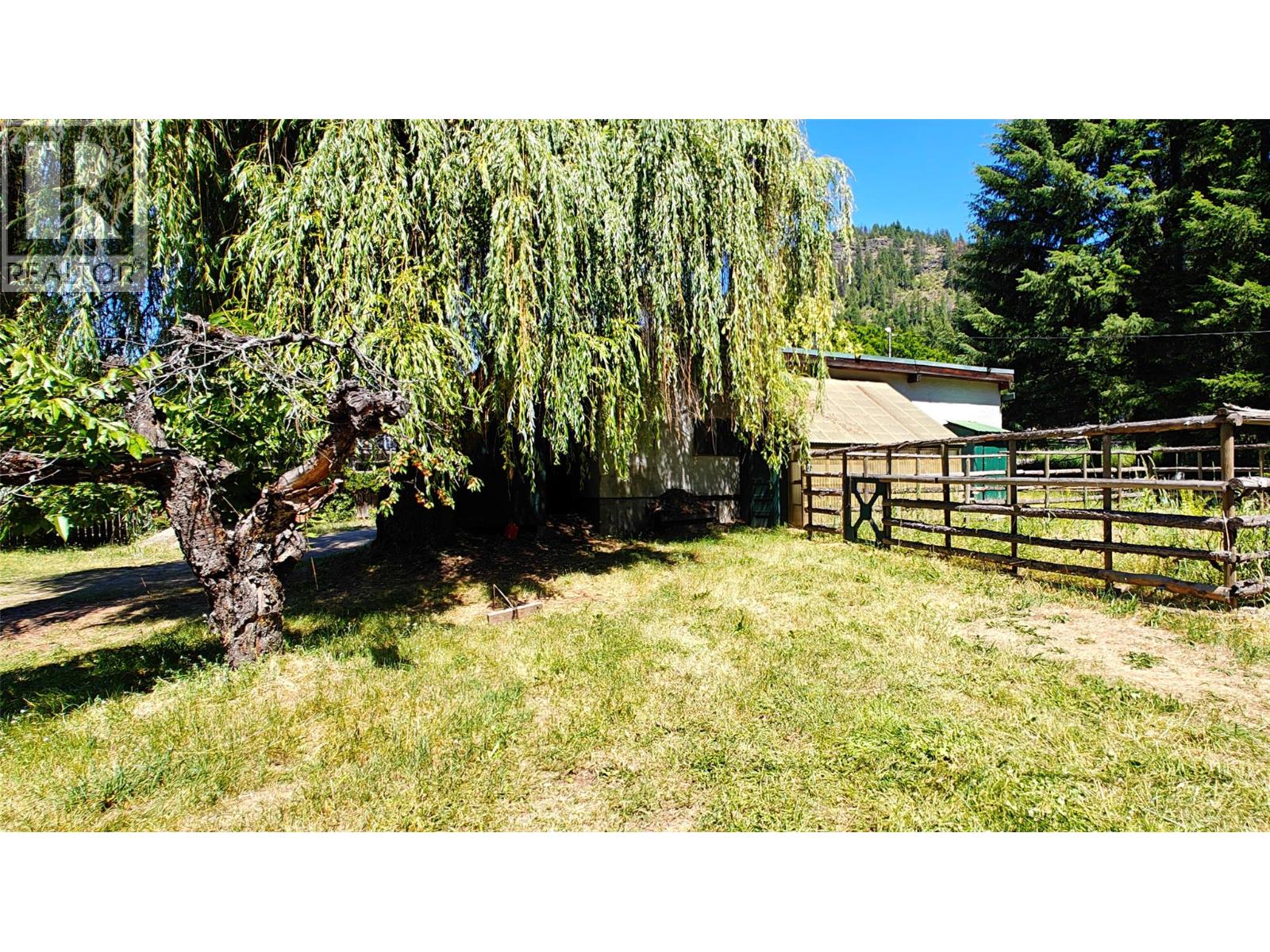 2029 Debruyn Road, Fruitvale