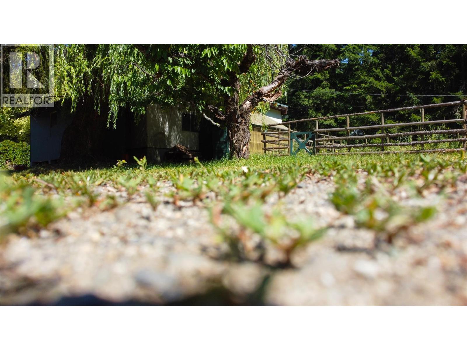 2029 Debruyn Road, Fruitvale