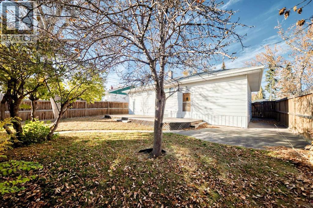 Single Family House Bungalow for Sale in   Avenue SW Glenbrook Calgary 