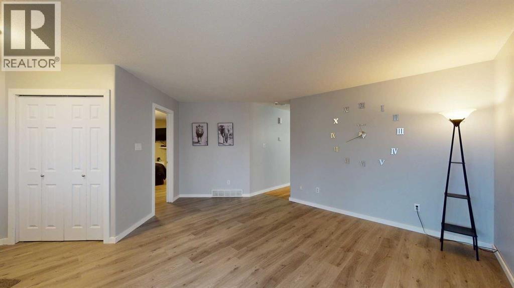 333 Lindstrom Crescent, Fort McMurray