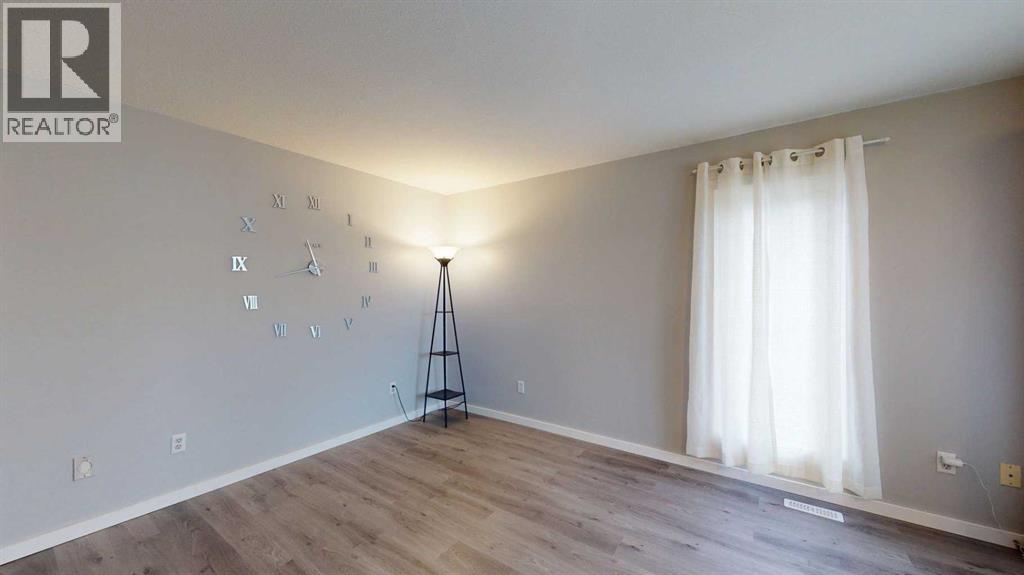 333 Lindstrom Crescent, Fort McMurray