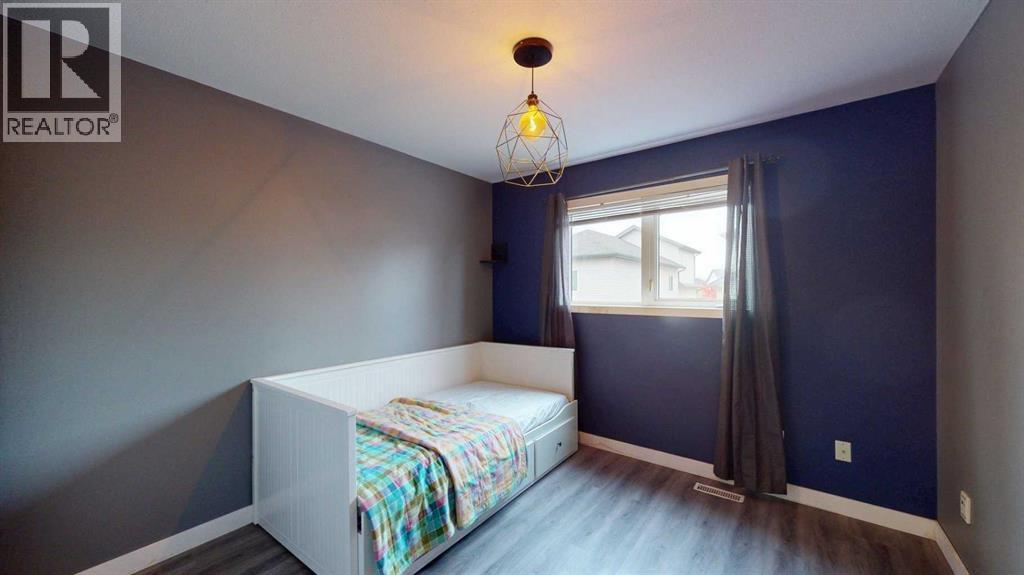 333 Lindstrom Crescent, Fort McMurray