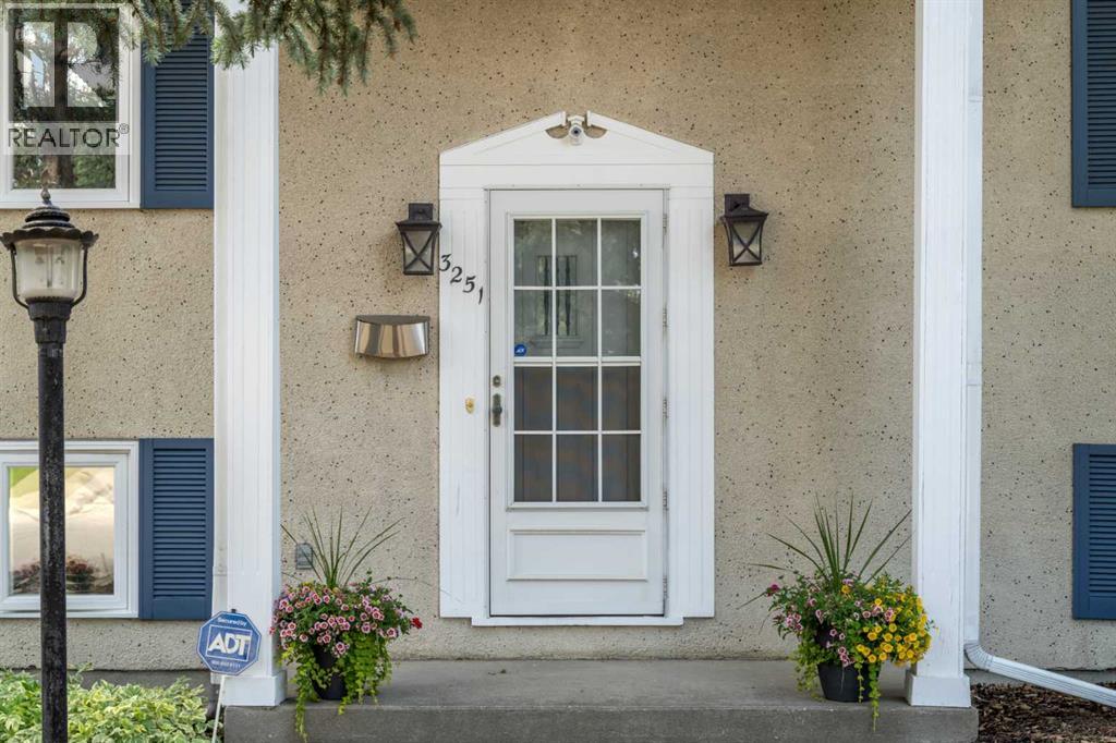 Single Family House Bi-level for Sale in  Bearspaw Drive NW Brentwood Calgary 