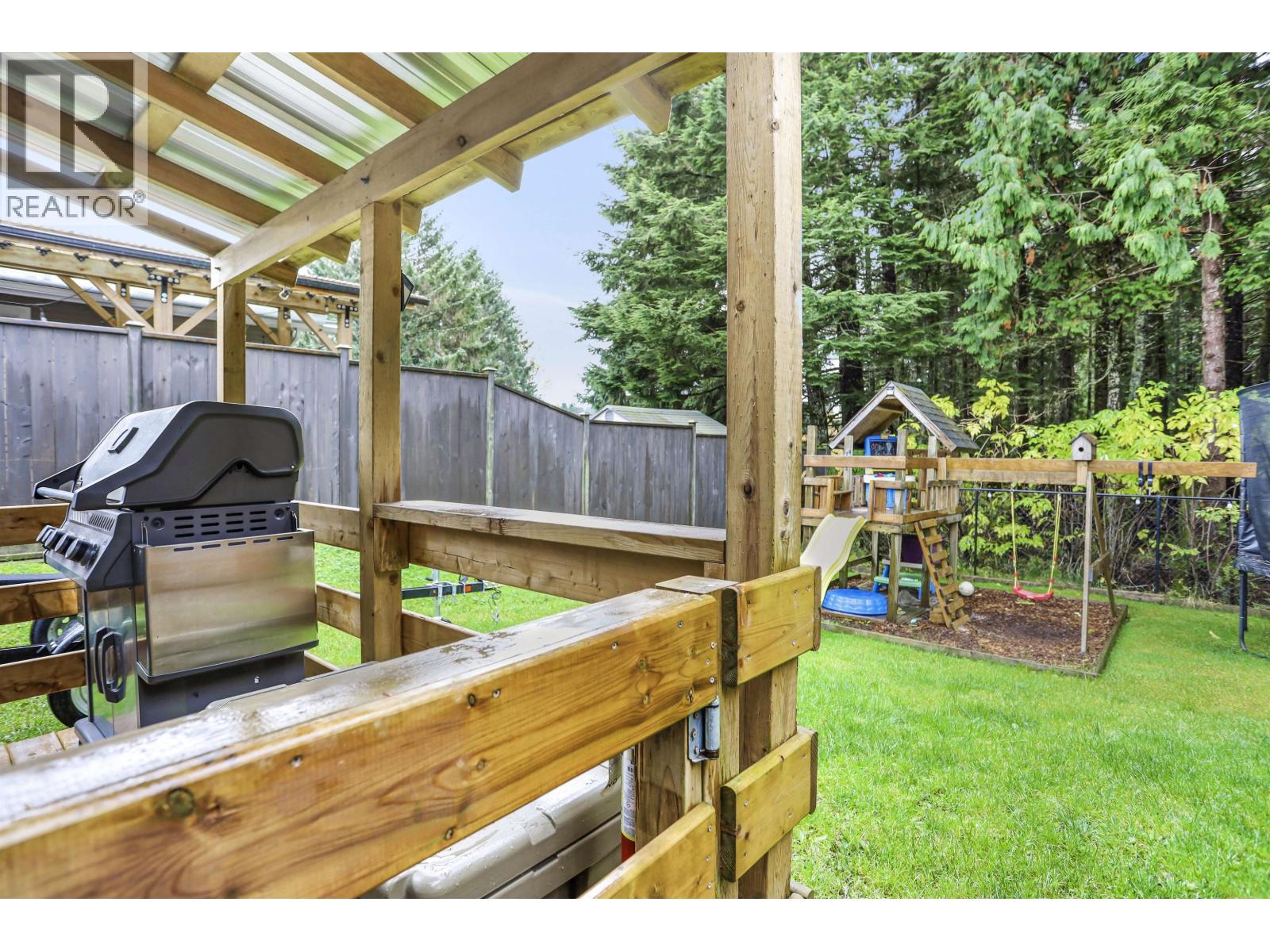 24 FARROW STREET, Kitimat