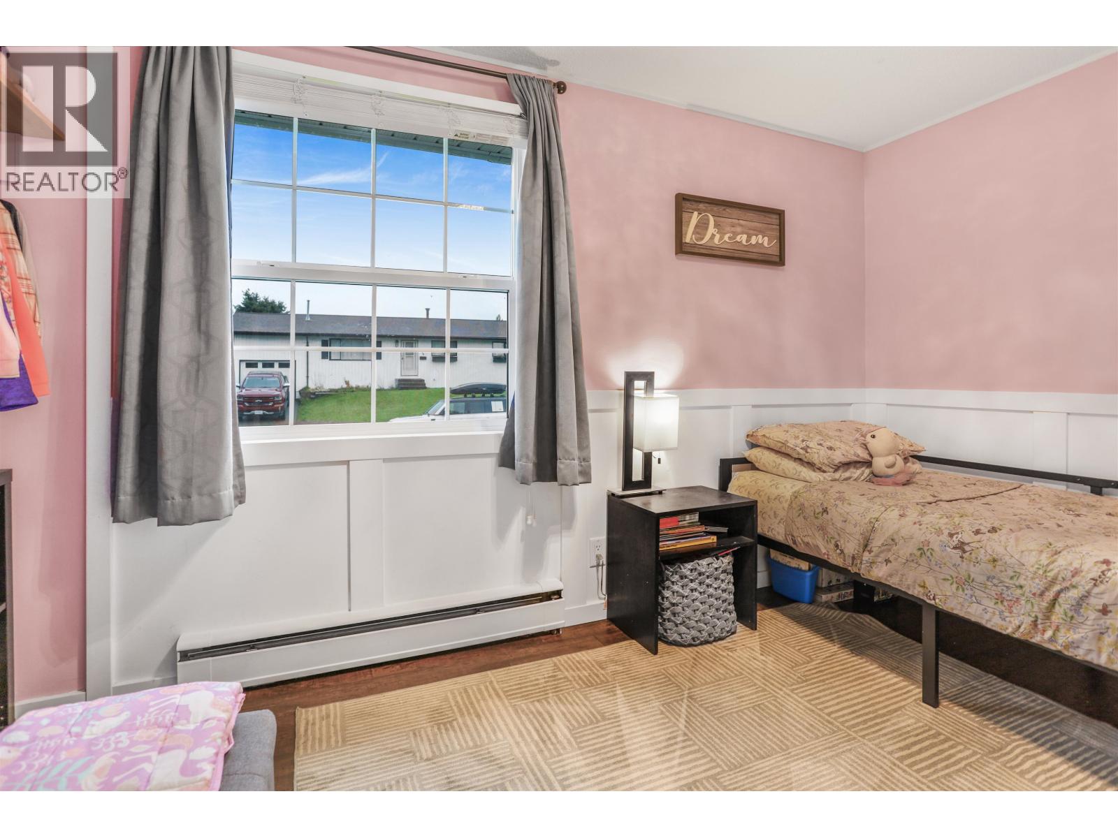 24 FARROW STREET, Kitimat