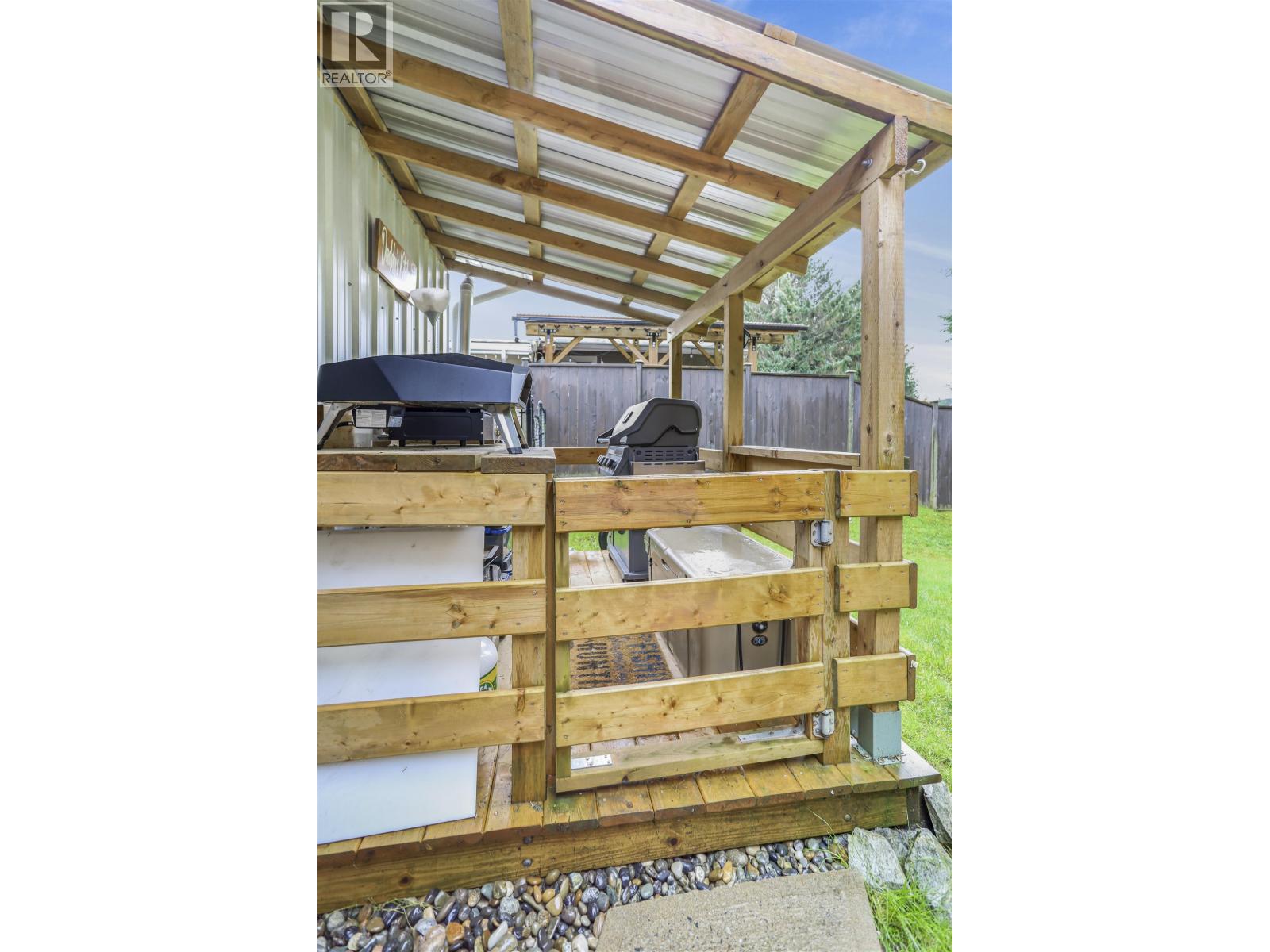 24 FARROW STREET, Kitimat