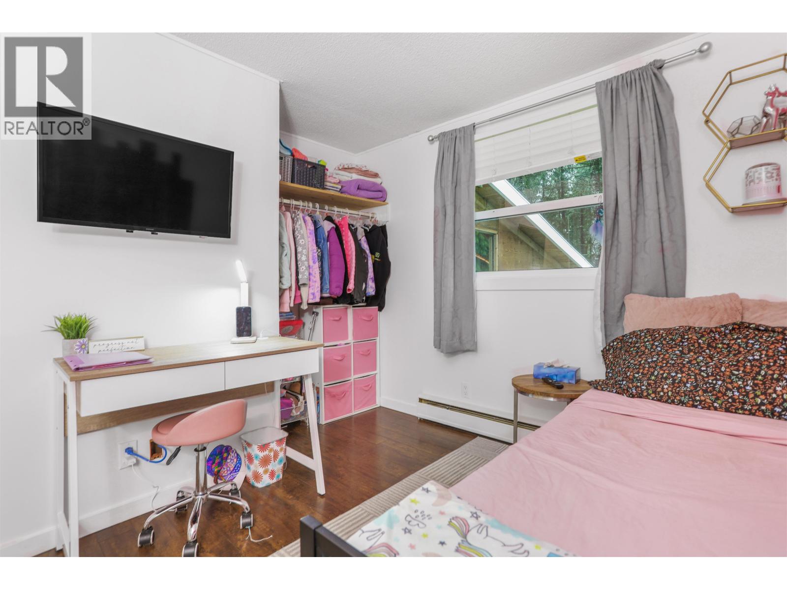 24 FARROW STREET, Kitimat