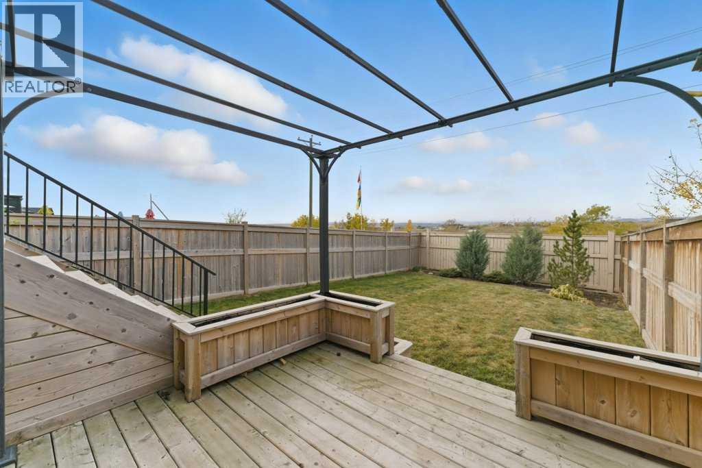 251 Sunrise View, Cochrane