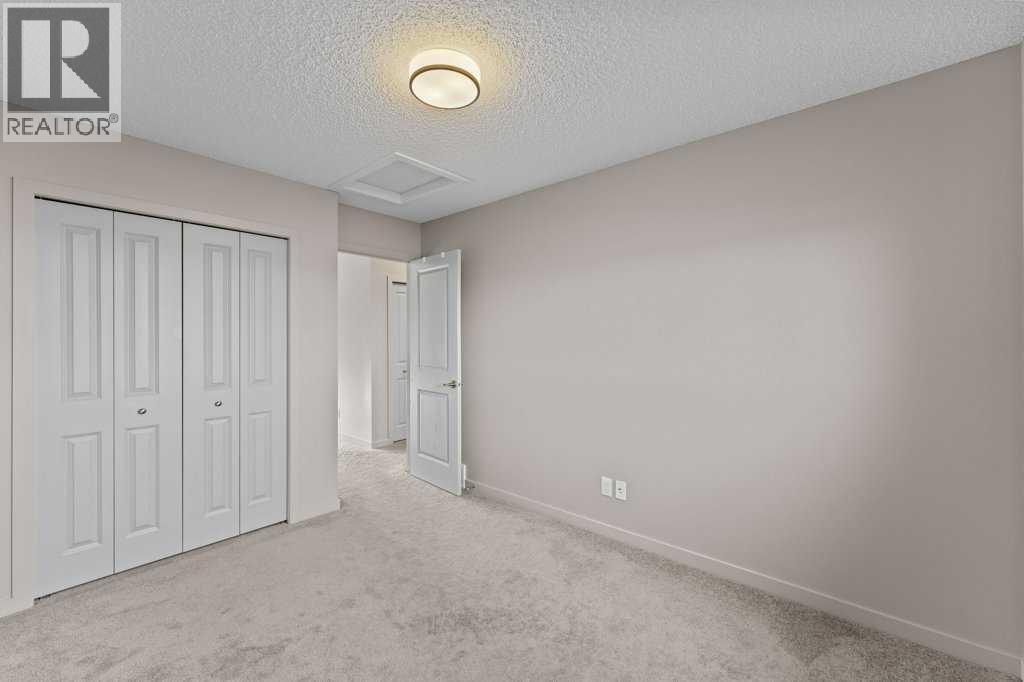 251 Sunrise View, Cochrane