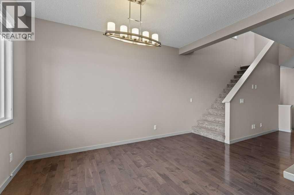 251 Sunrise View, Cochrane