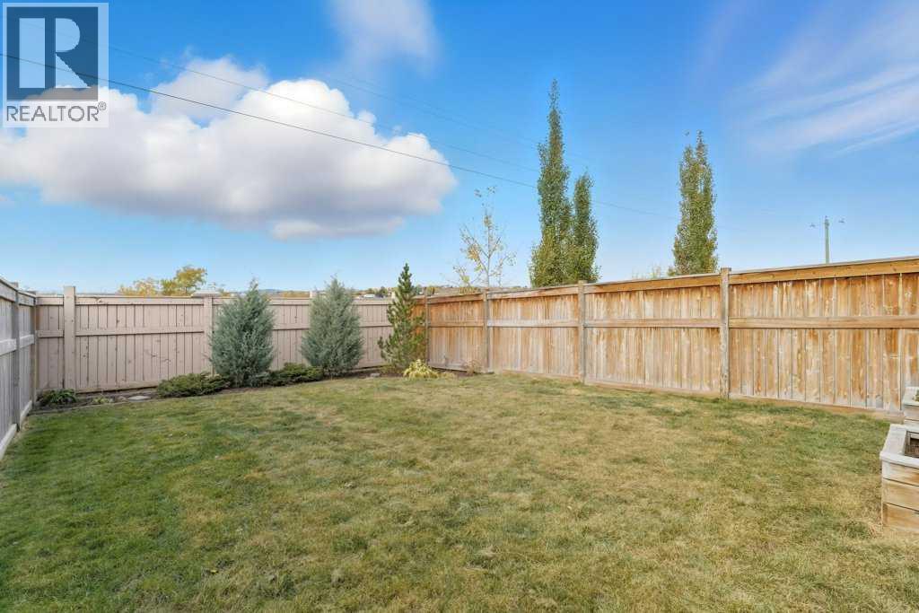 251 Sunrise View, Cochrane