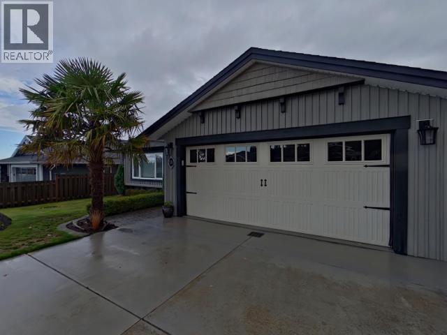 7361 GLACIER STREET, Powell River