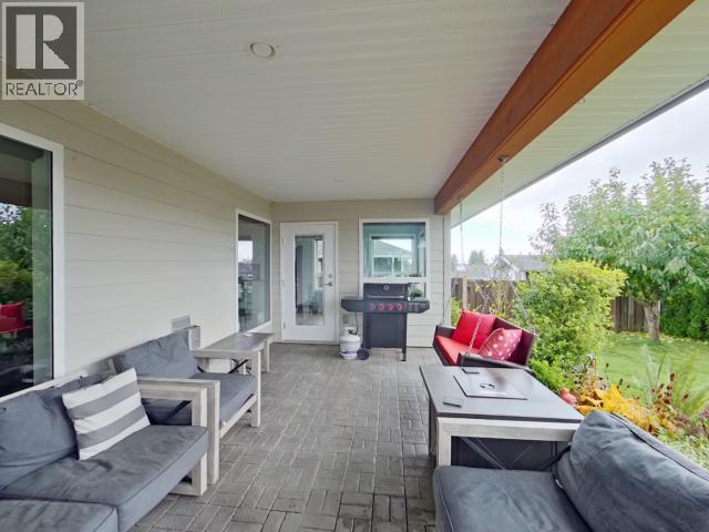 7361 GLACIER STREET, Powell River