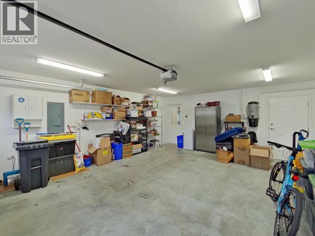 7361 GLACIER STREET, Powell River