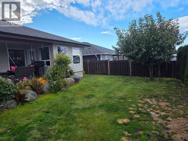 7361 GLACIER STREET, Powell River