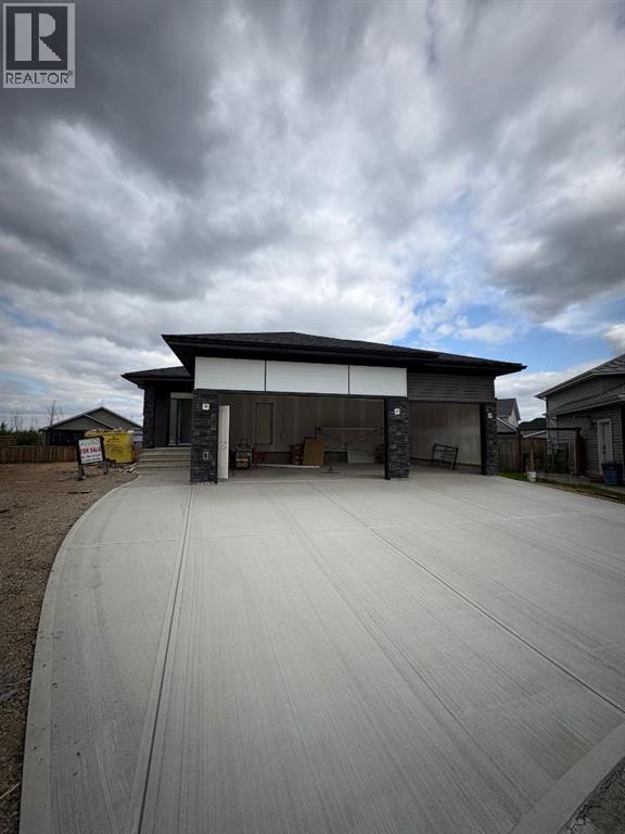 120 Beaconview Place, Fort McMurray