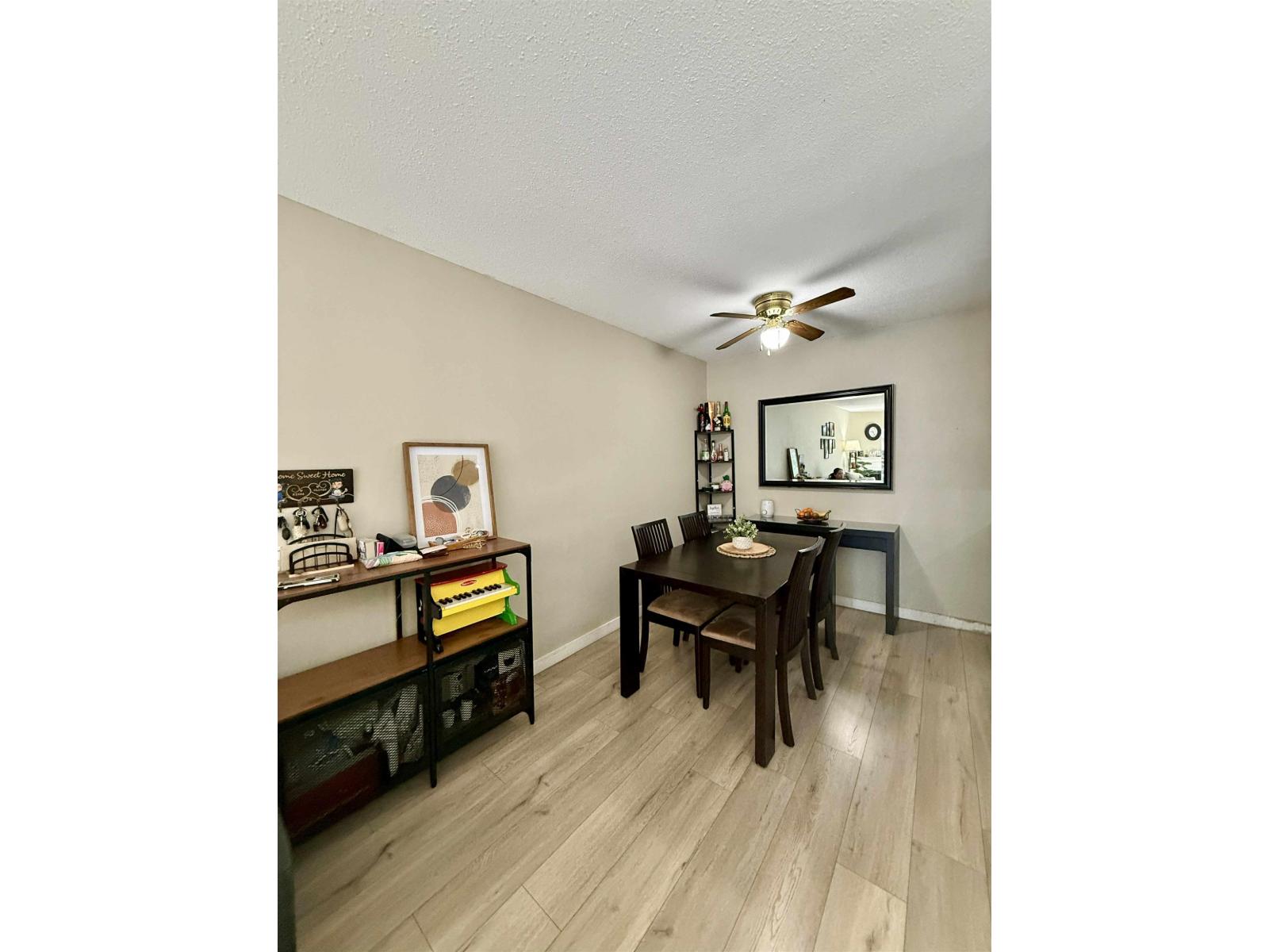 118 9682 134 STREET, Surrey