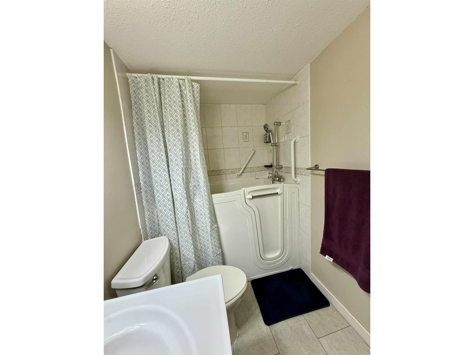 118 9682 134 STREET, Surrey