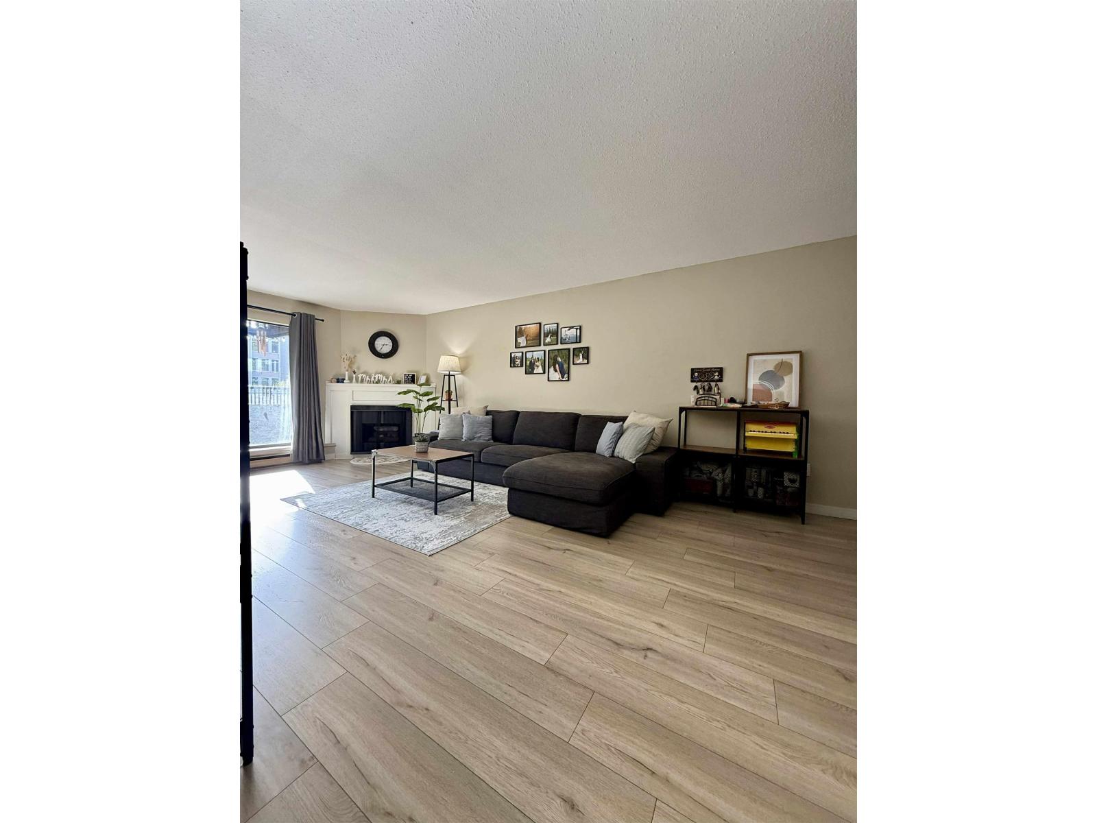 118 9682 134 STREET, Surrey