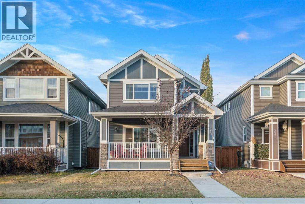 219 River Heights Green South, Cochrane