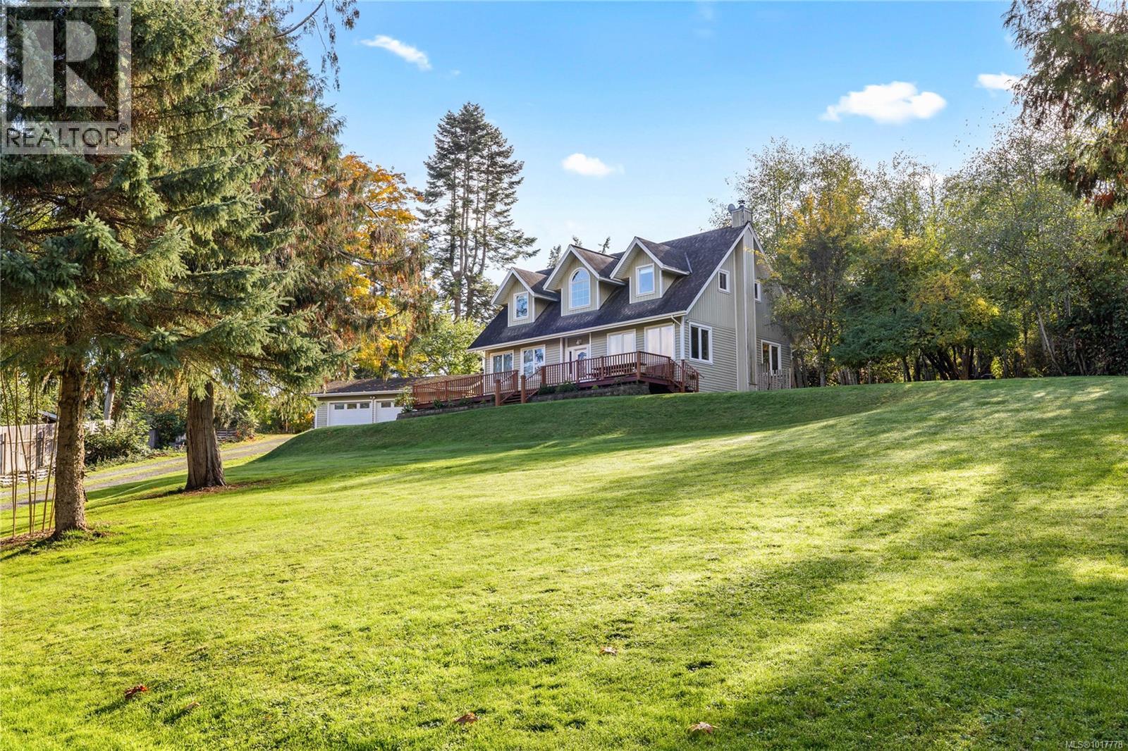 127 Bittancourt Rd, Salt Spring