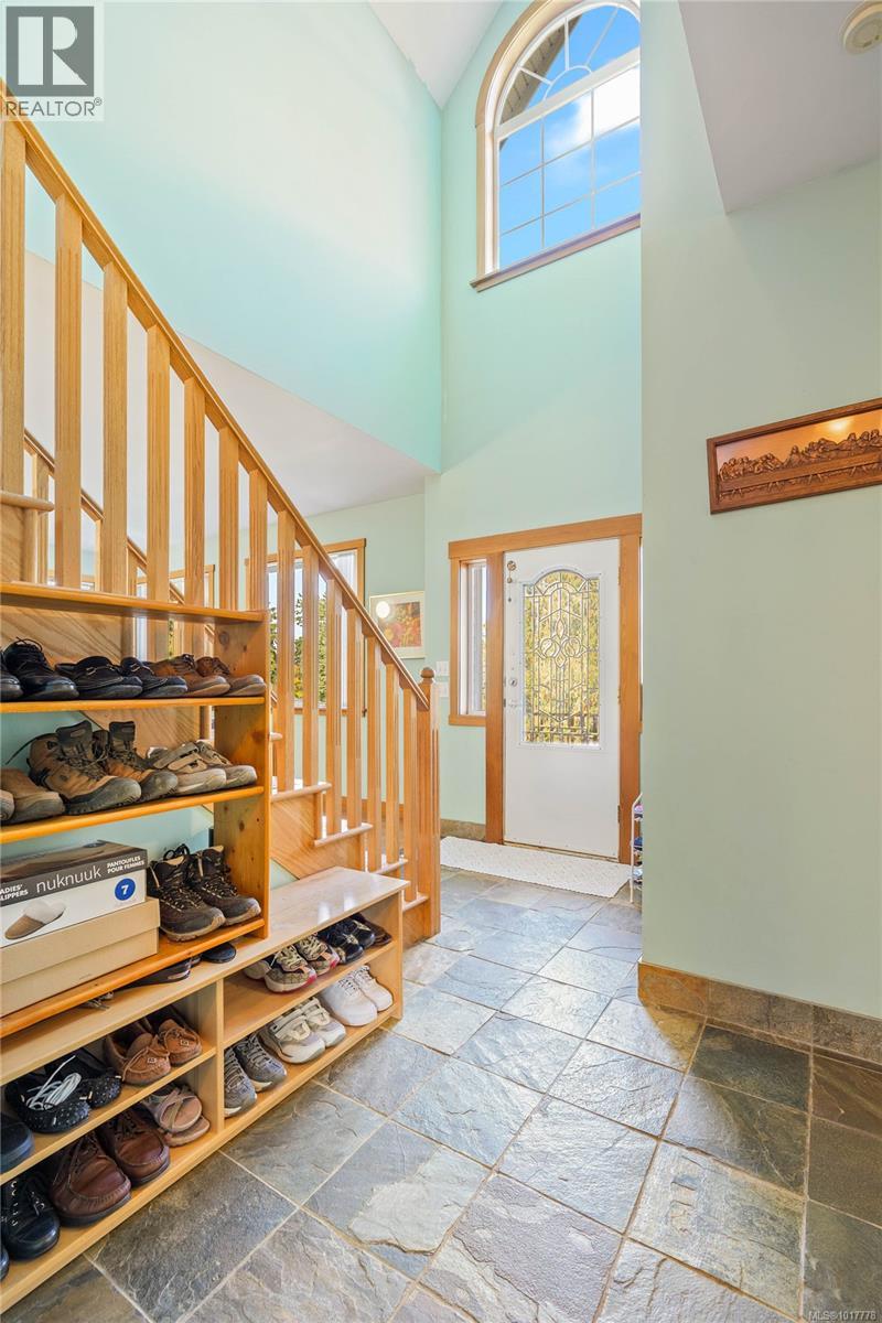 127 Bittancourt Rd, Salt Spring