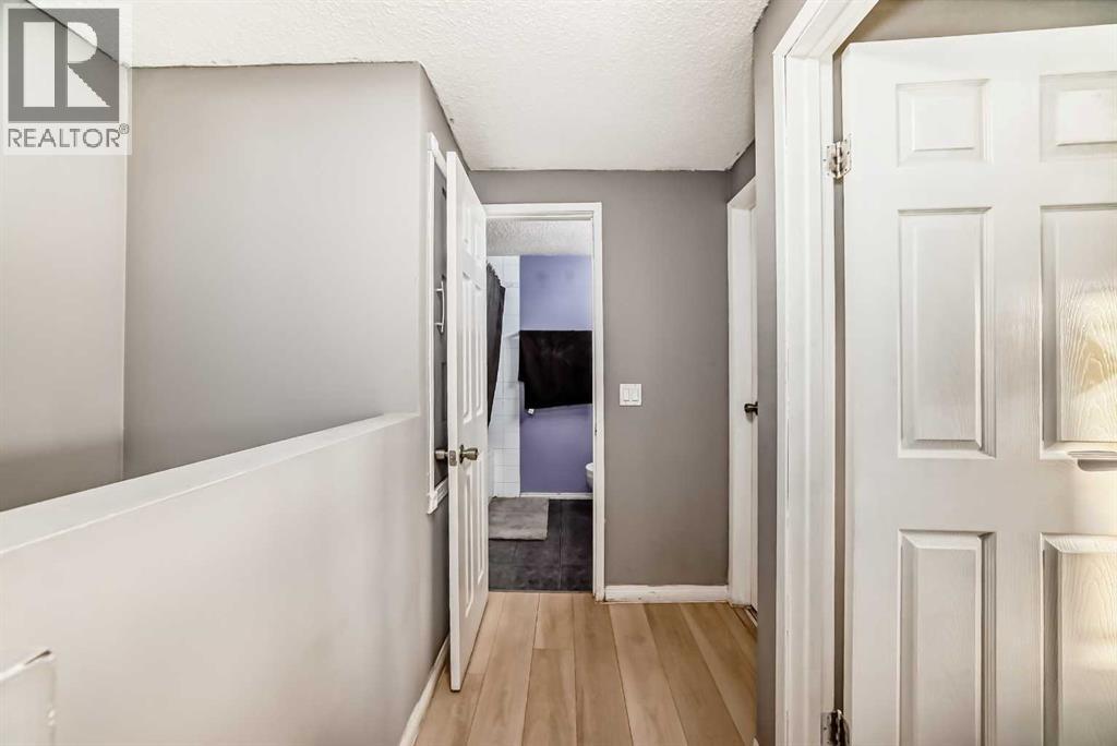 Single Family House for Sale in   HUBALTA Road SE Dover Calgary 