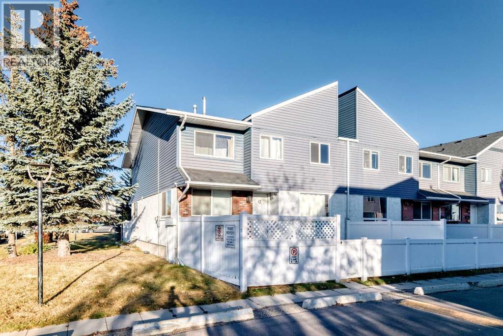 Single Family House for Sale in   HUBALTA Road SE Dover Calgary 