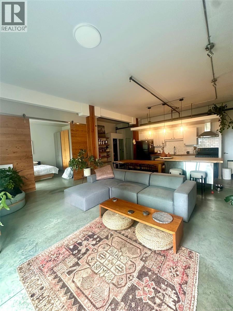309 455 Sitkum Rd, Victoria