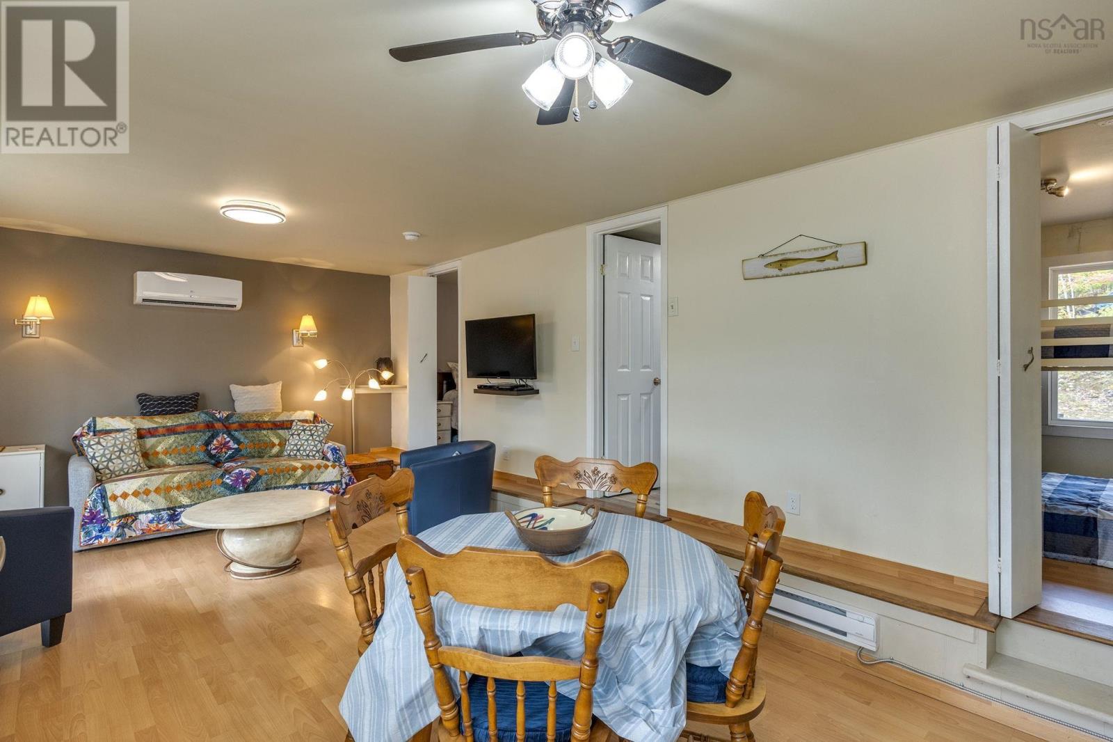 Property 21 of 33 of 189 Mill Pond Road