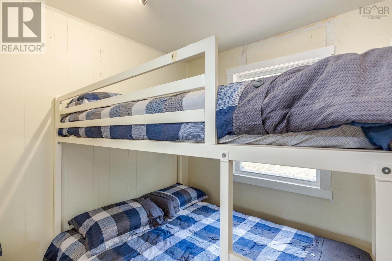 Property 29 of 33 of 189 Mill Pond Road