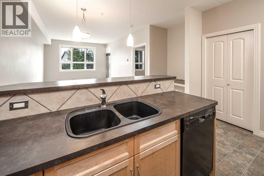 Single Family House for Sale in   Val Gardena View SW Springbank Hill Calgary 