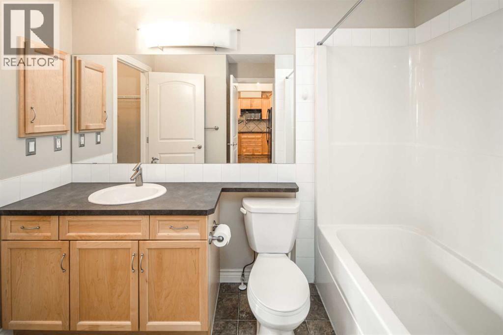 Single Family House for Sale in   Val Gardena View SW Springbank Hill Calgary 