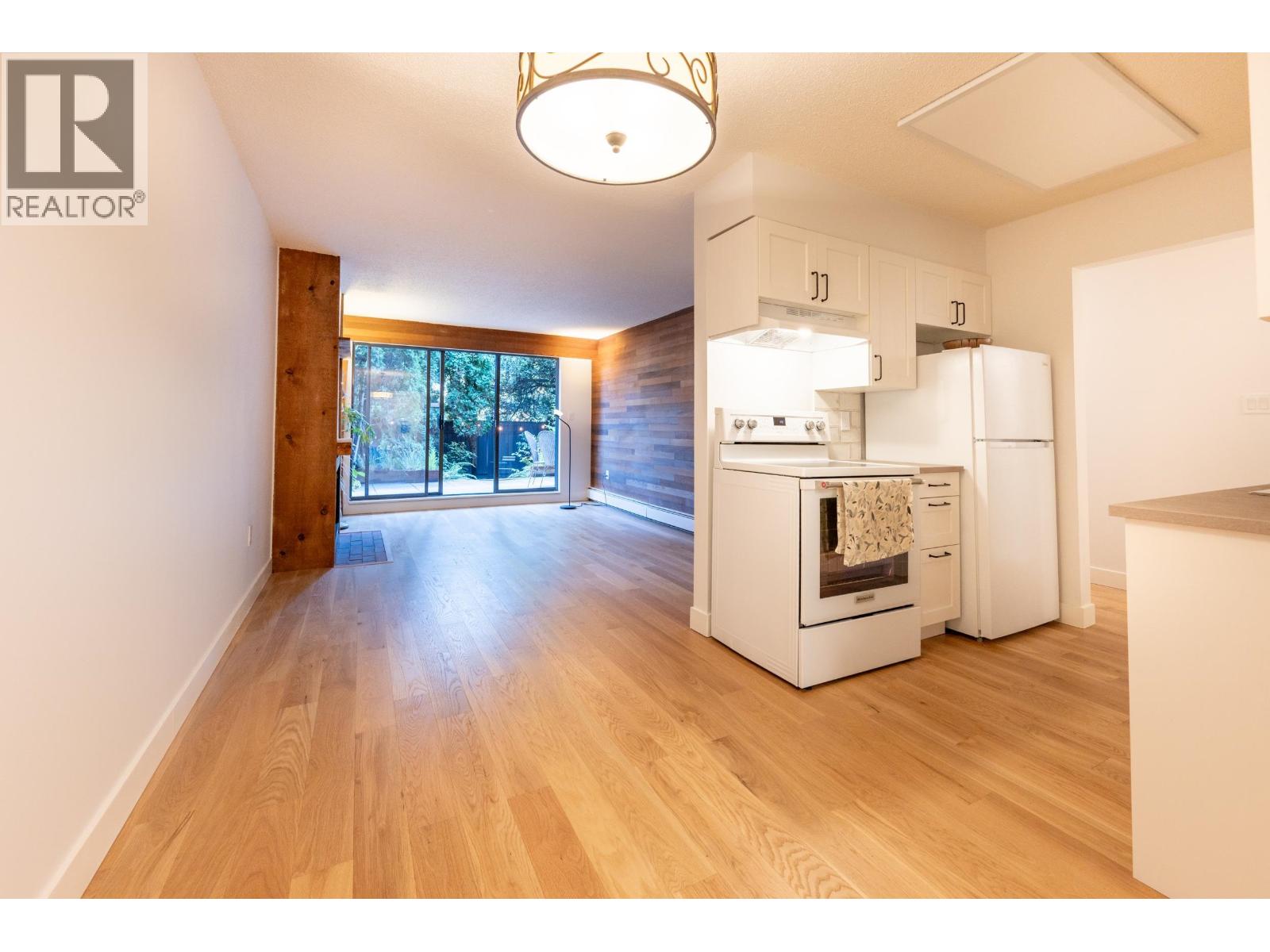117 265 E 15TH AVENUE, Vancouver