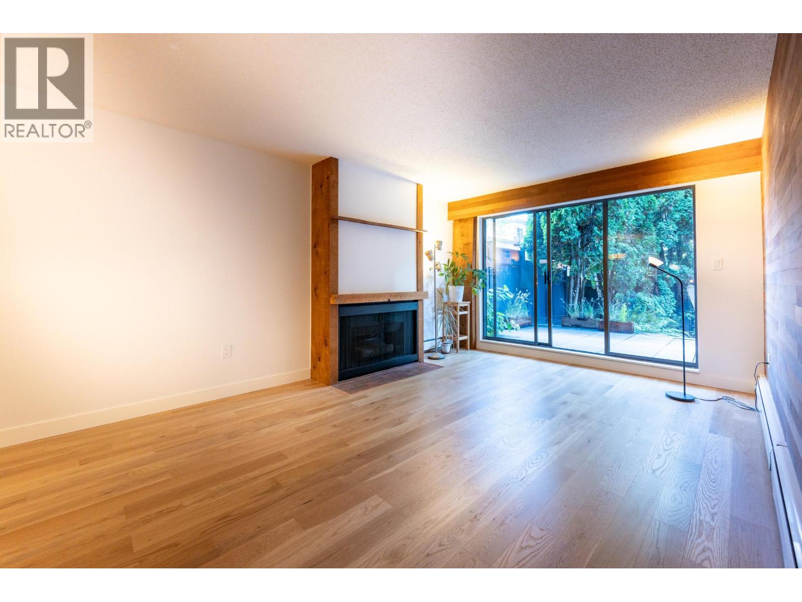 117 265 E 15TH AVENUE, Vancouver