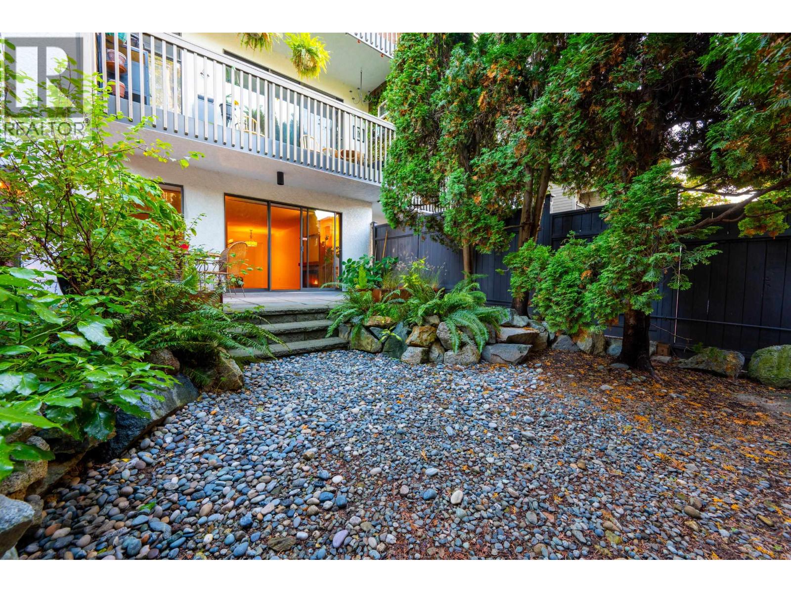 117 265 E 15TH AVENUE, Vancouver