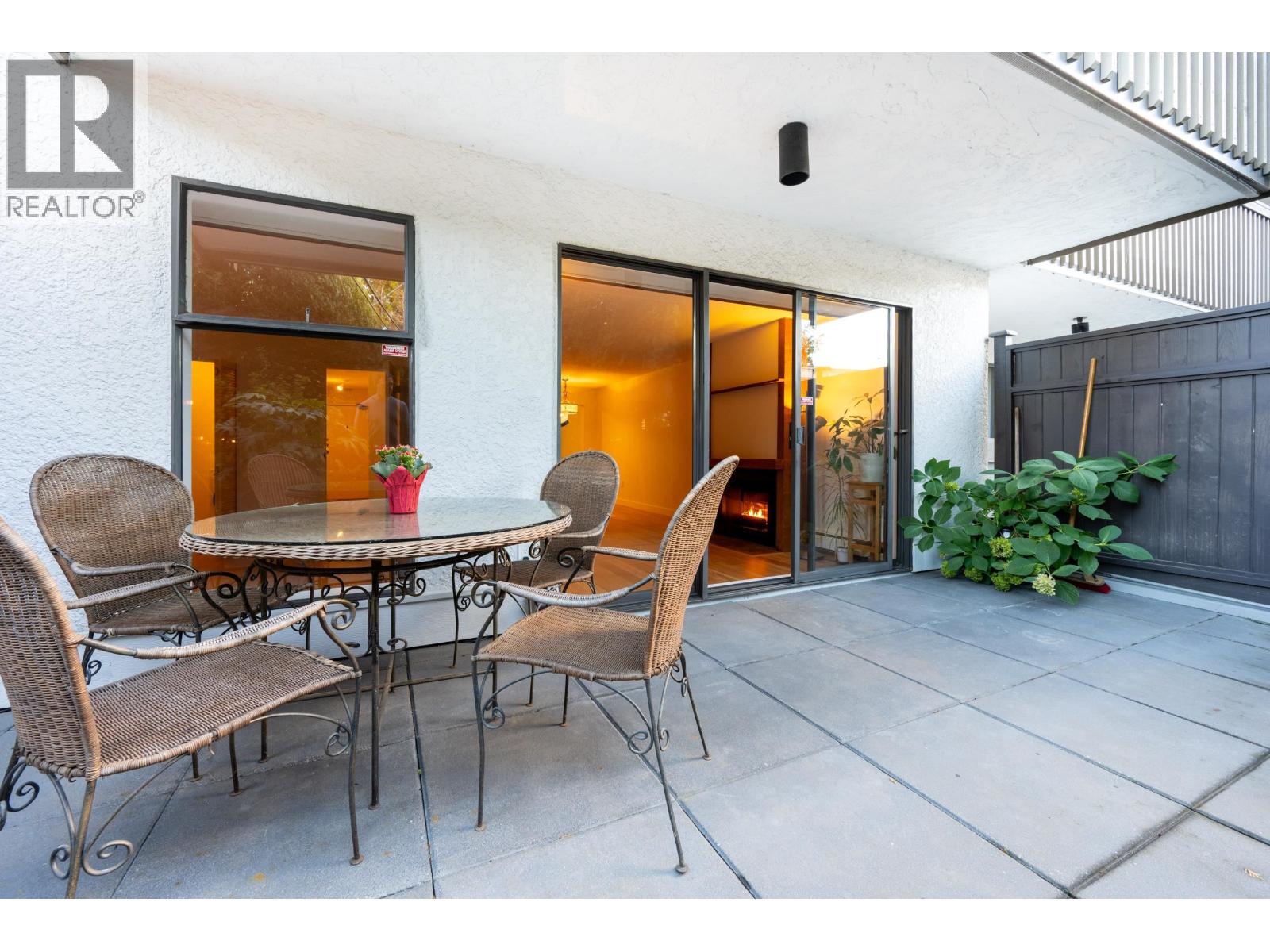 117 265 E 15TH AVENUE, Vancouver